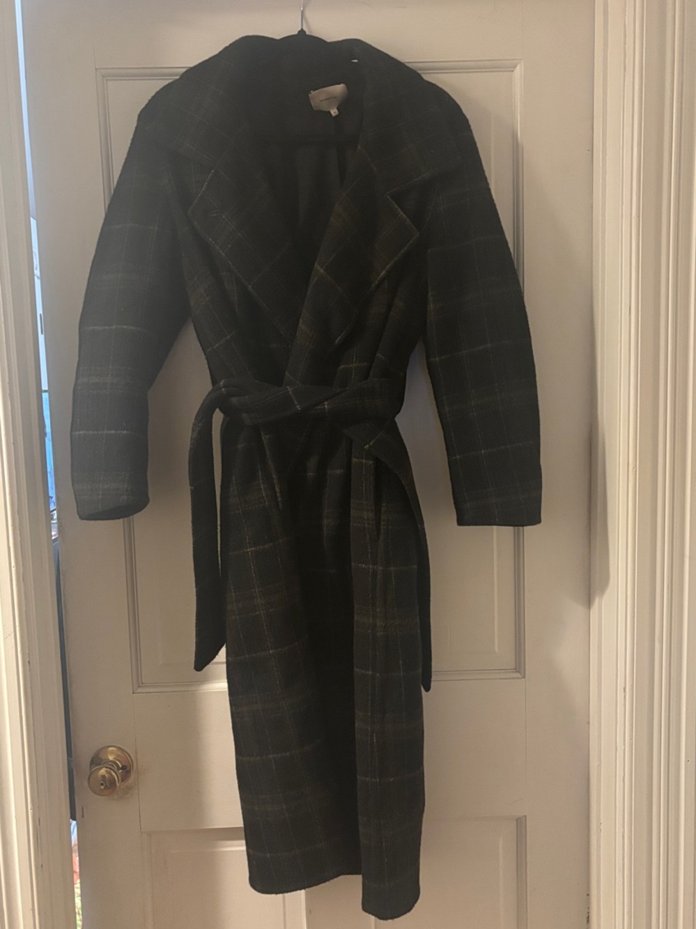 Vince Dark Plaid Long wool belted overcoat Trench Coat - Black & Gray